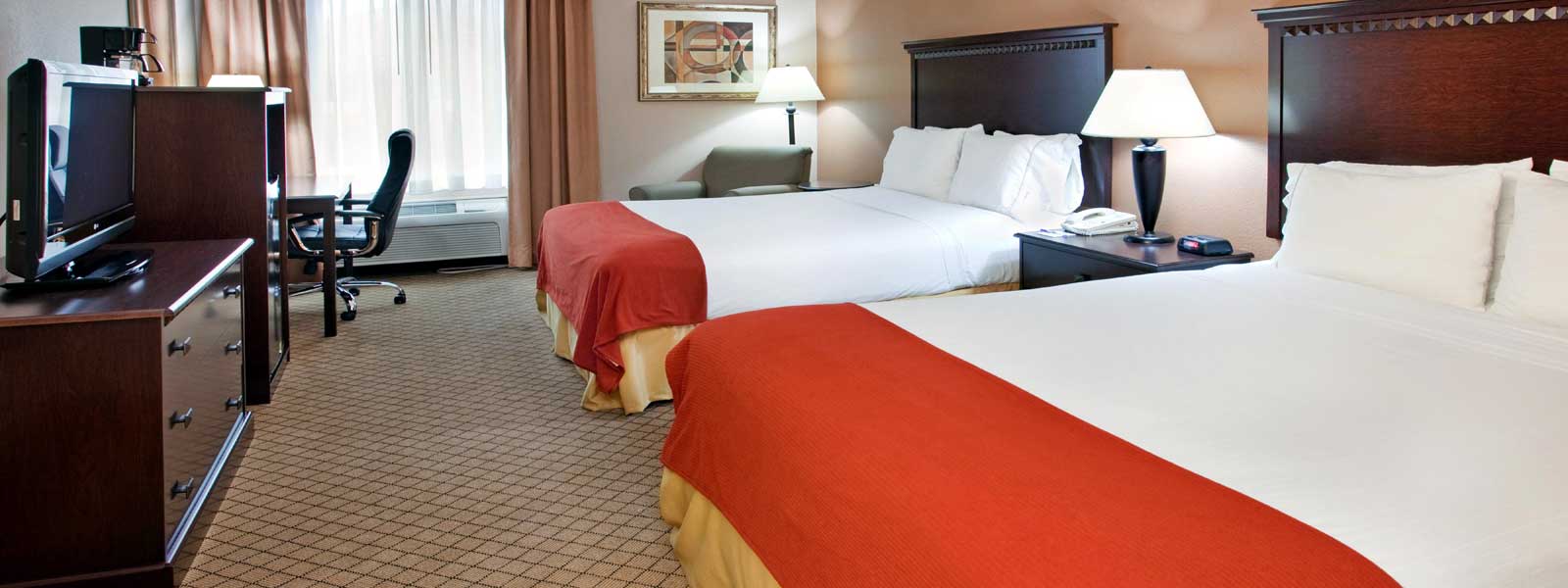 Holiday Inn Express & Suites Liberty Affordable Lodging in Kansas City Missouri Clean Comfortable Rooms Newly Remodeled Close to Downtown